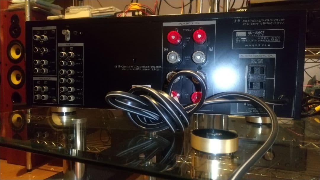 SANSUI AU-α607 プリメインアンプ 右前インシュレータ外れ 現状品