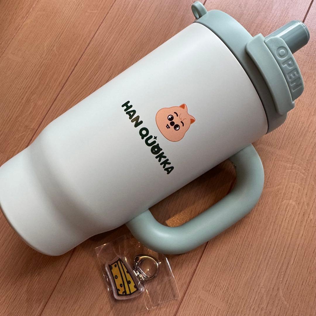 straykids 中国 POPUP SKZOOタンブラー ハン ハンクオッカ - メルカリ