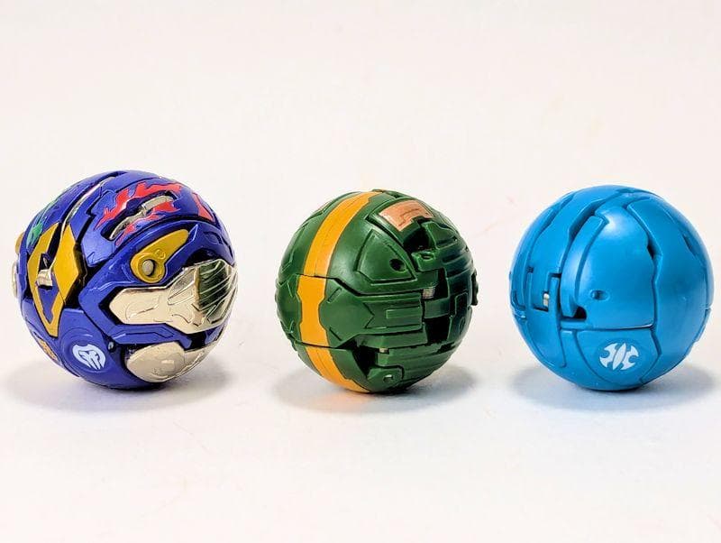 爆丸 サンズデッキ 滅ホロヴォス、硬タンクァー、堅パンツァー カード