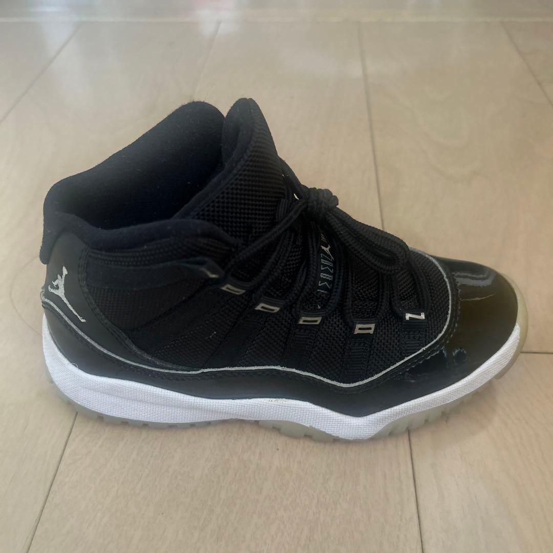 ナイキ　エアジョーダン11 レトロ　3/4 18.5cm