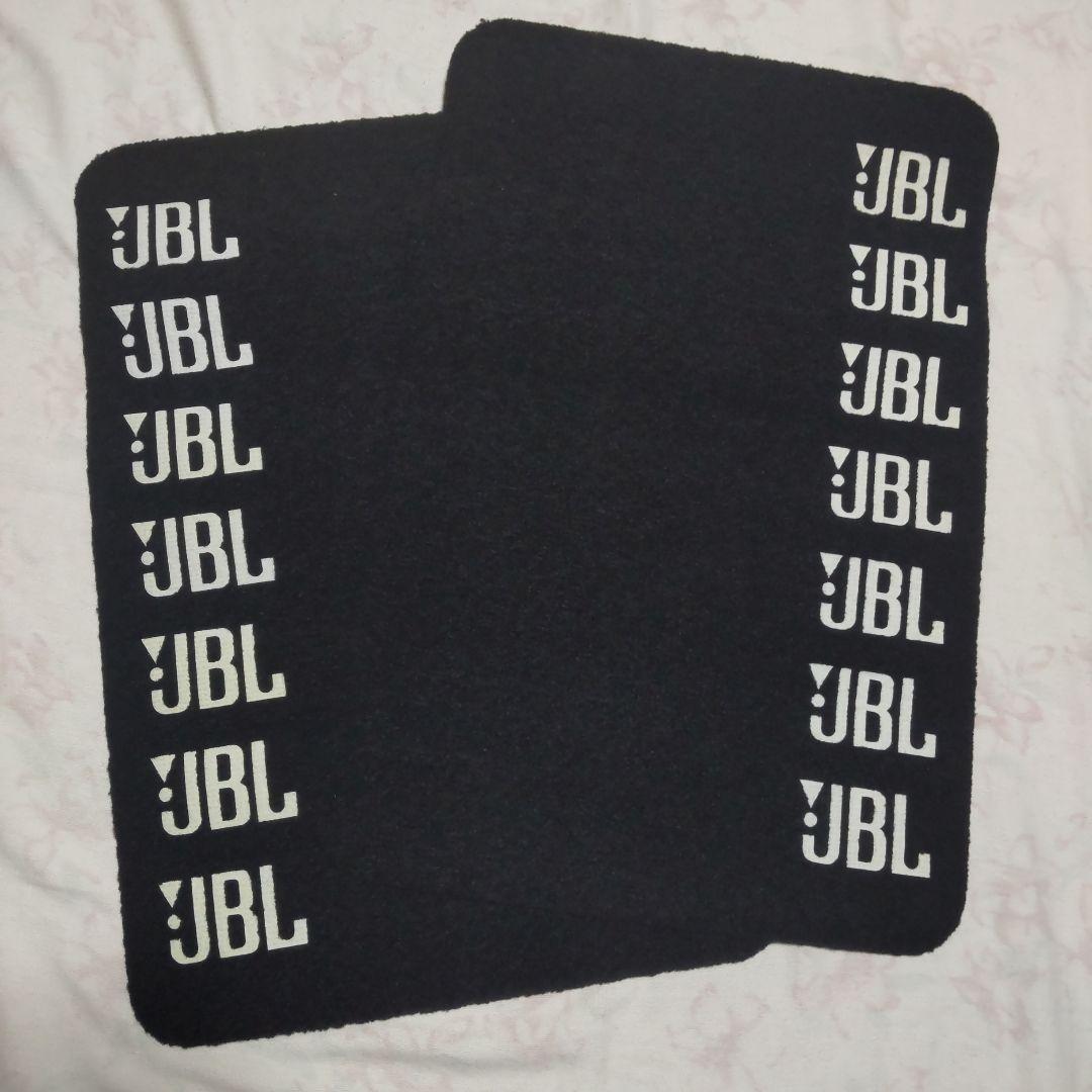 超レア商品 「JBL(ジェイビーエル)」カー用フロアマット2枚組セット