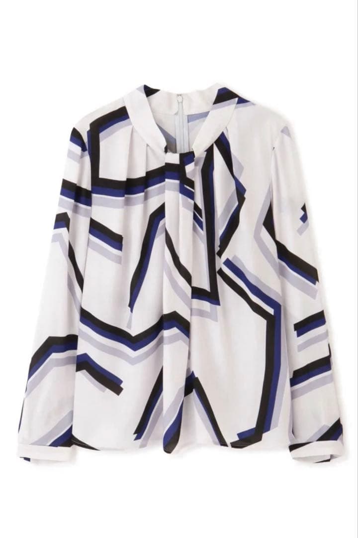 ピンキー＆ダイアン◇ストライプジオメトリック変形スタンドブラウス