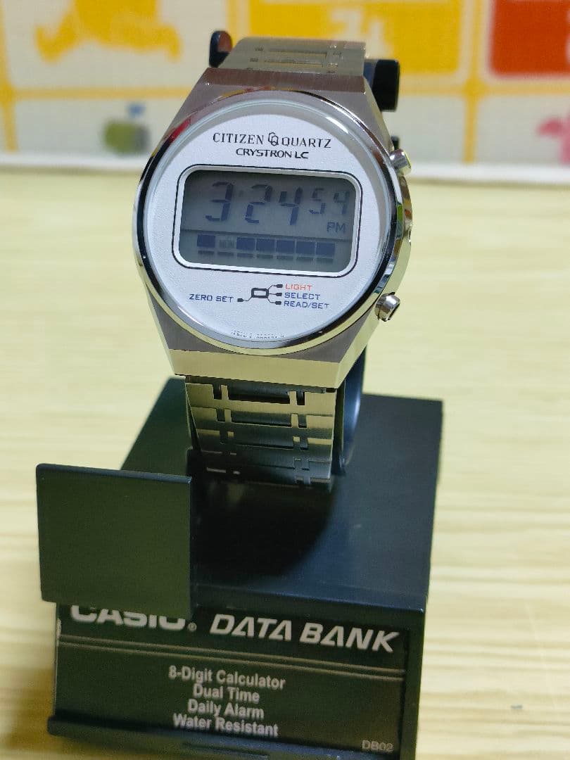 レア CITIZEN CRYSTRON LC 4-095616 デジタル腕時計 - メルカリ