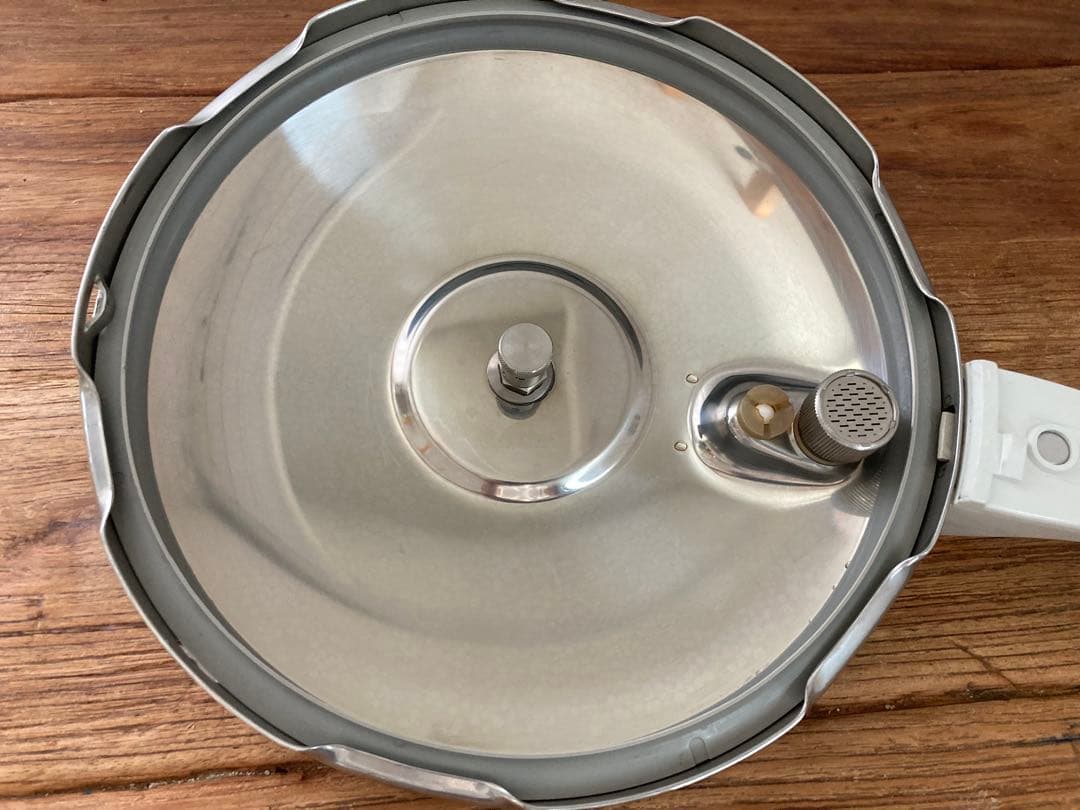 【じんさん】アサヒ軽金属工業 活力なべ 5.5L 圧力鍋　ガス火／IH対応