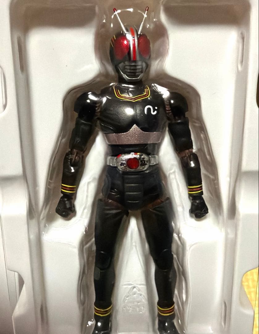 S.H.Figuarts 真骨彫 仮面ライダーBLACK シャドームーン セット