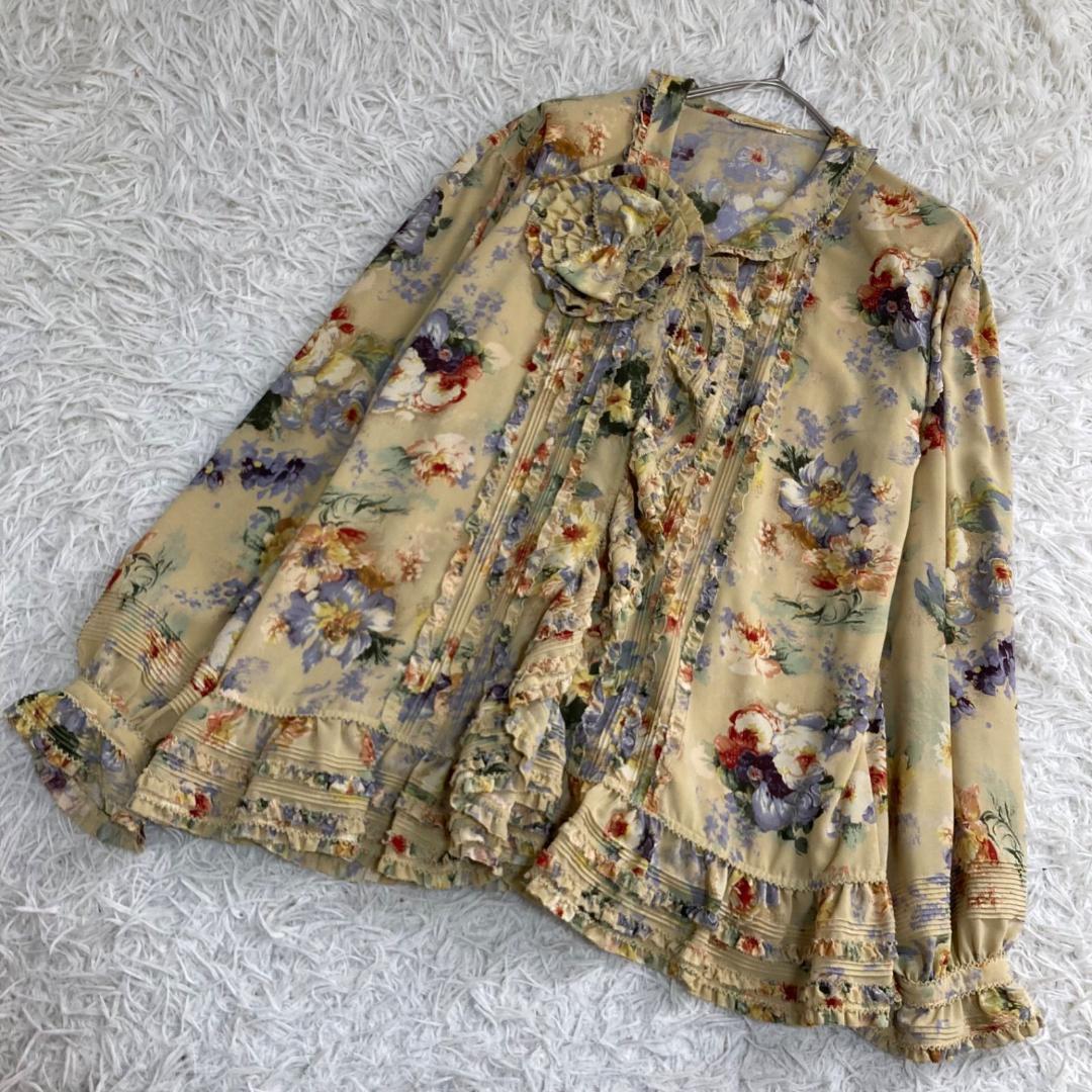 15797✨美品✨カネコイサオ コサージュ付 ピコフリル 花柄 ブラウス レディース フラワープリント 襟デザイン ブラウス通販 [0301-53101