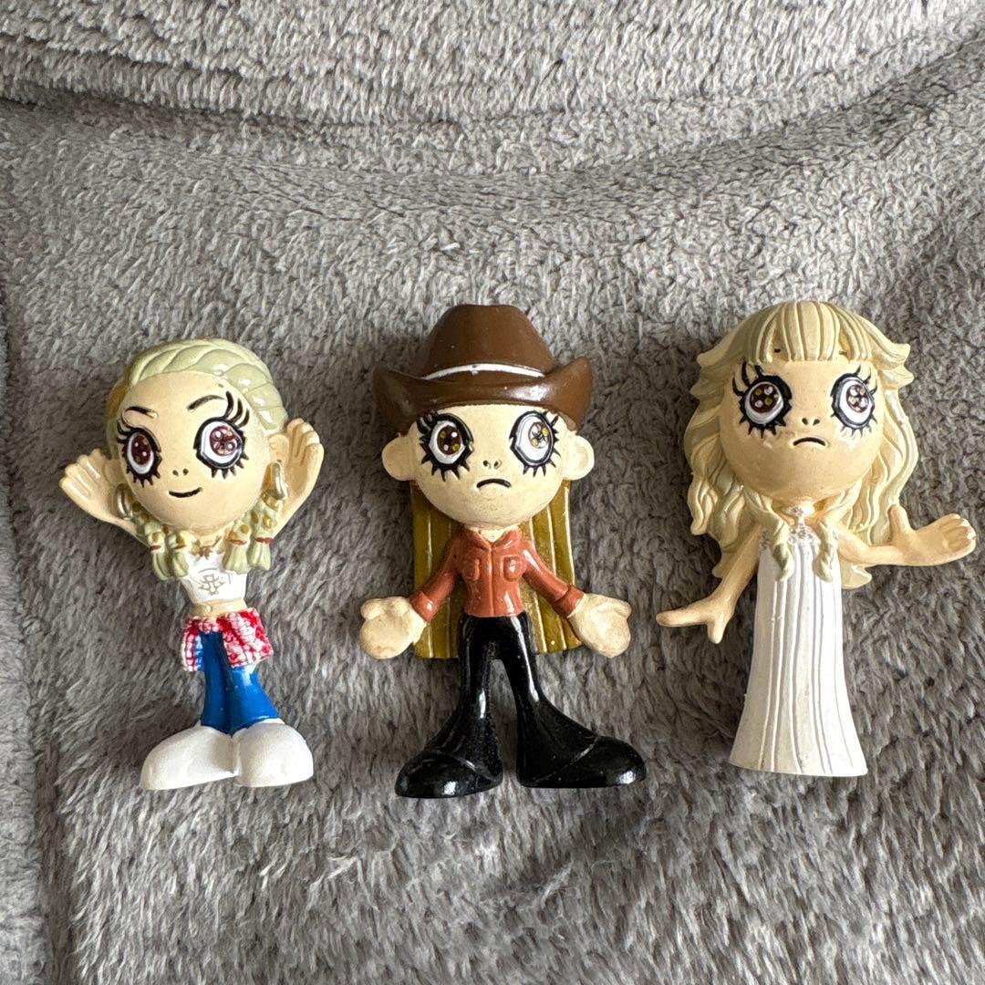 ayupan浜崎あゆみフィギュア 3体セット - メルカリ