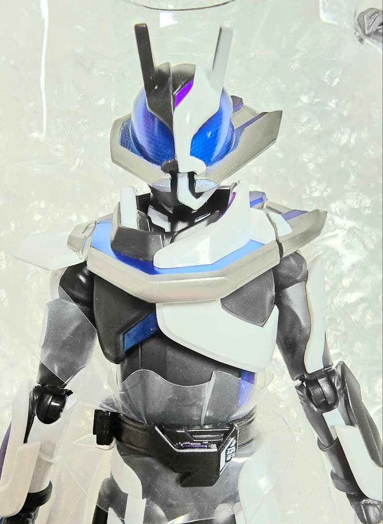 S.H.Figuarts 仮面ライダーギーツ　レーザーブーストフォーム&ジーン