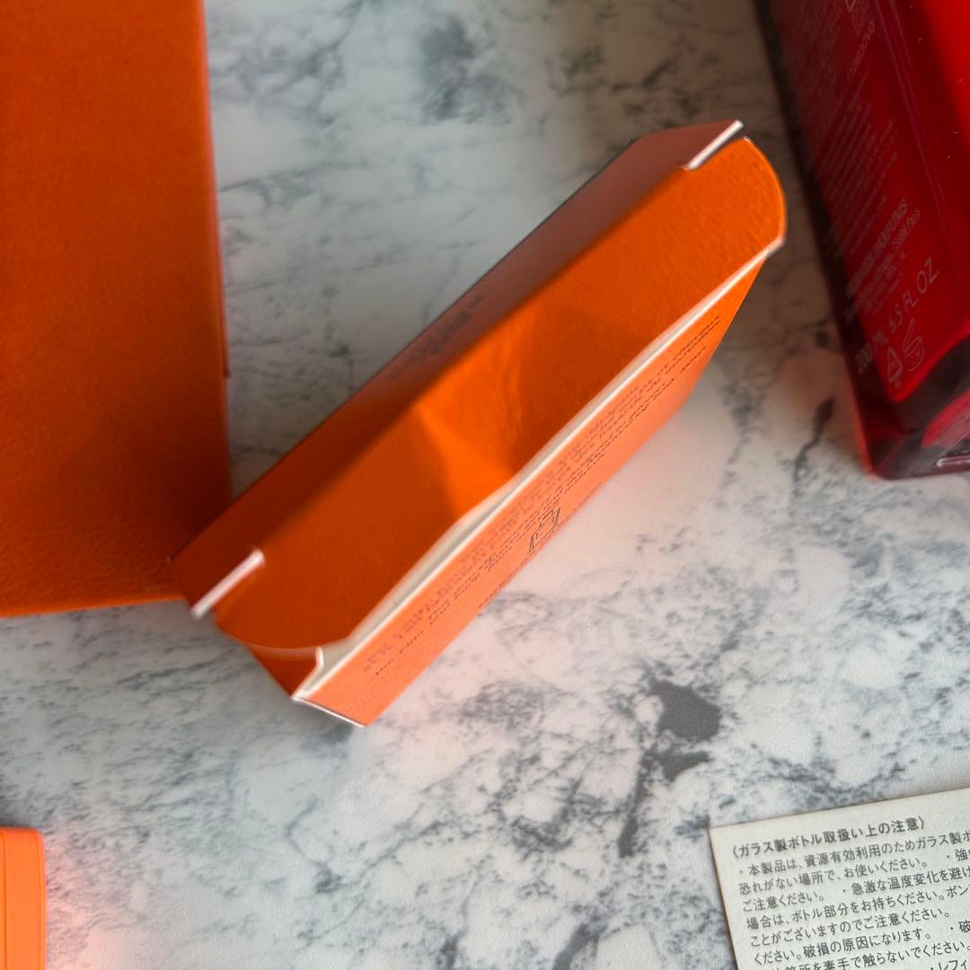 エルメス/HERMES ボディローション 《オー ドゥ ルバーブ エカルラット》