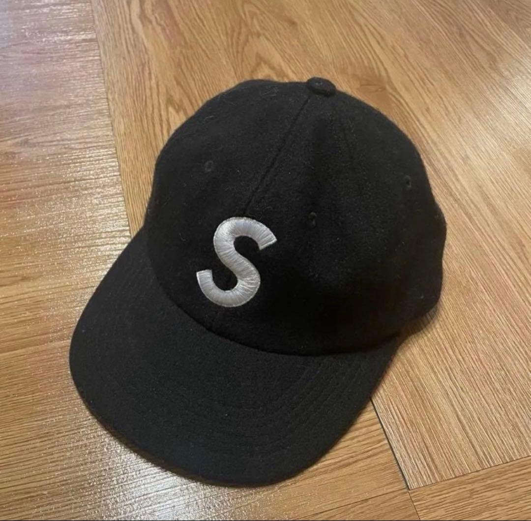 supreme Sロゴ キャップ 黒 - メルカリ