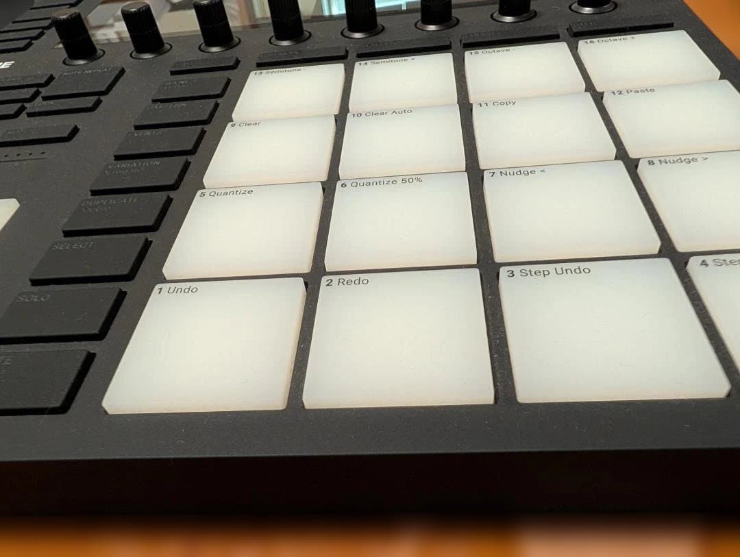 動作確認済】MASCHINE MK3トランスファーIDあり - メルカリ