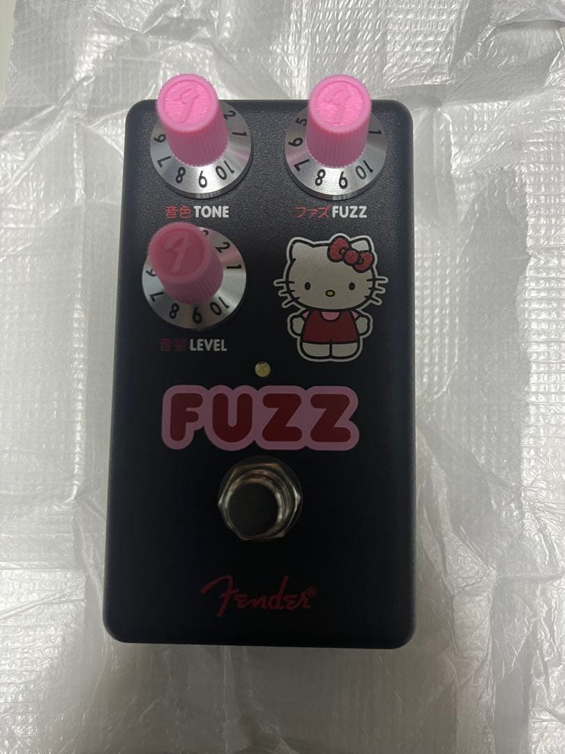 新品 Fender x Hello Kitty Black Fuzz Pedal Fender® x Hello Kitty® Fuzz Pedal Black
