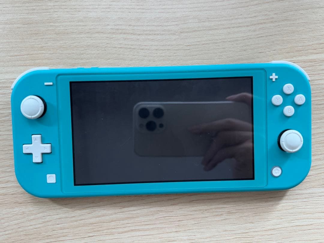 箱なしswitch lite本体状態良い￼ ケースあり128GB SDカート付き Nintendo Switch Lite Turquoise Bundle with 128GB Micro SD Card and