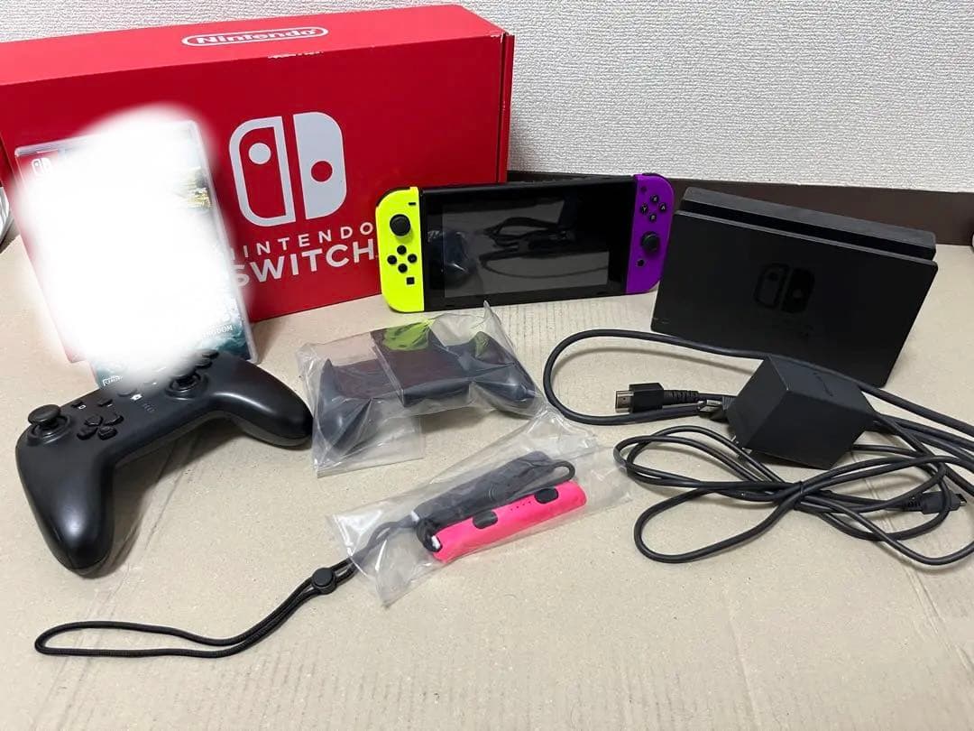 限定赤箱】任天堂スイッチ 本体 美品 - メルカリ