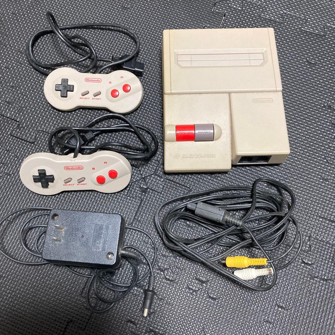 Nintendo ニューファミコン本体 - メルカリ