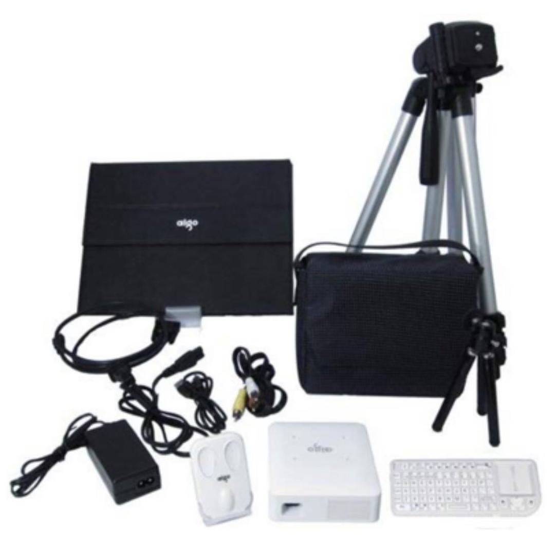 aigo 小型LEDプロジェクター Akiyo Wi-Fi ミニLEDプロジェクター】￥7,000台でWi-Fi搭載、台形補正