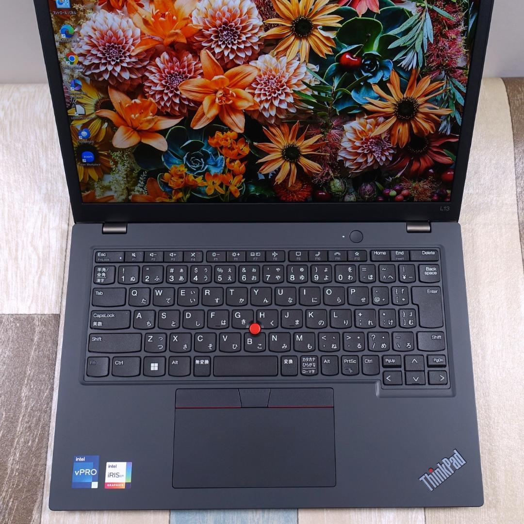 未使用に近い驚速の2023年製✨12世代コアi5に