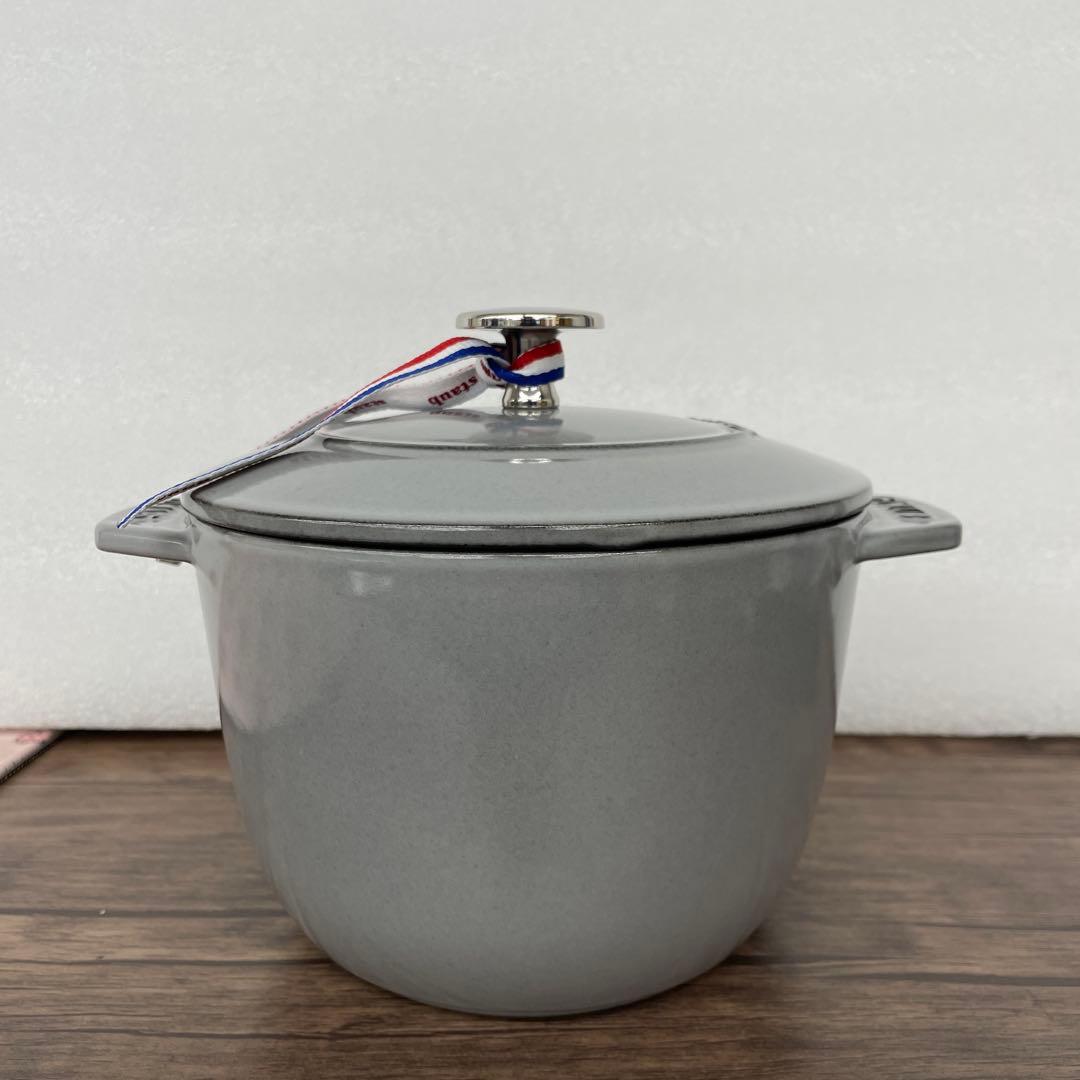 staub ストウブ ラ ココット de GOHAN グレー M 16cm - メルカリ