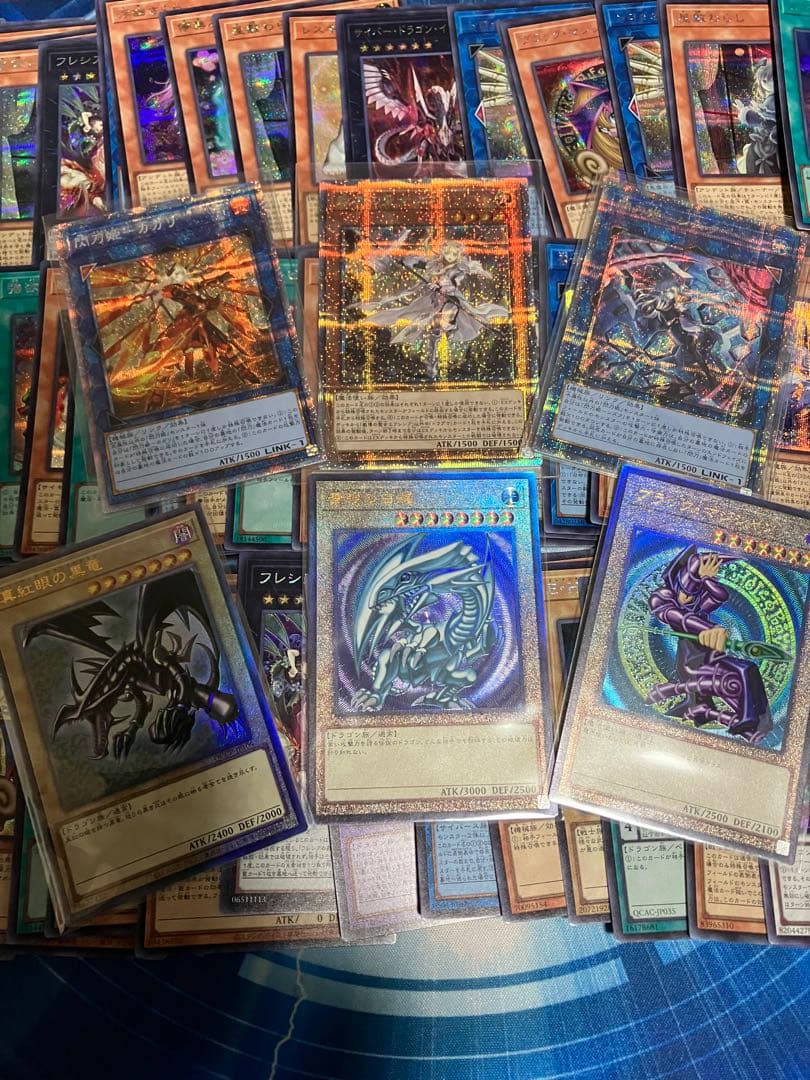 遊戯王 スーパー以上 約3000枚 まとめ売り - メルカリ