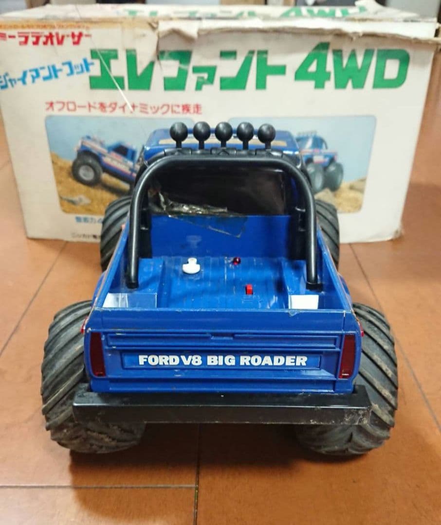 エレファント 4WD ラジコン - メルカリ