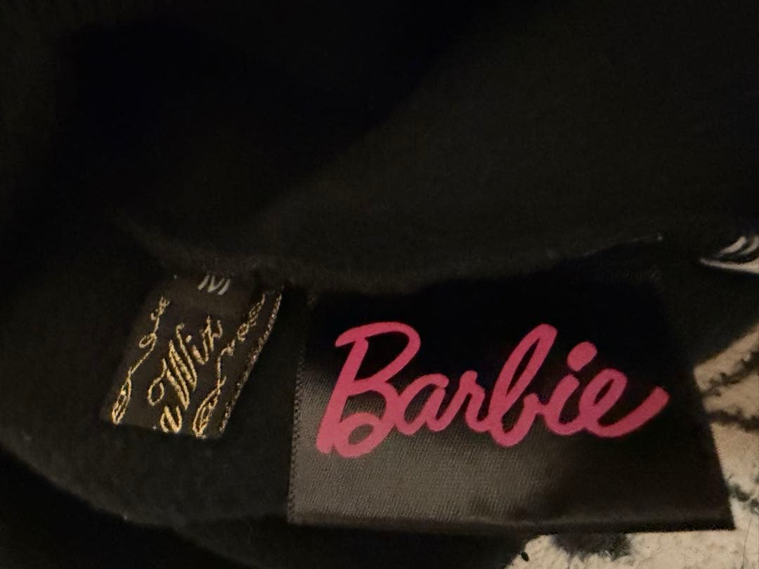 EmiriaWiz × Barbie エミリアウィズ バービーコラボパーカー - メルカリ