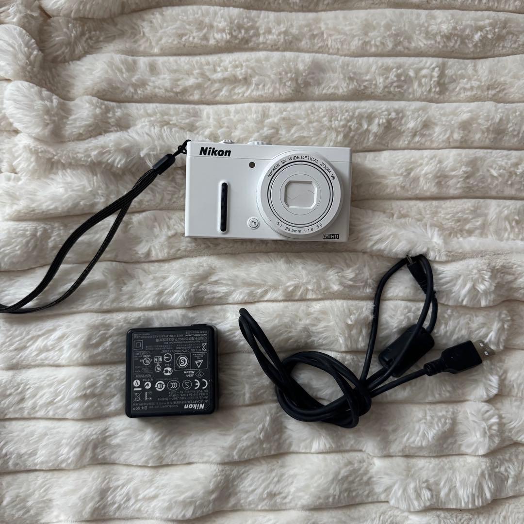 Nikon COOLPIX P330 ホワイト コンデジ Nikon COOLPIX P330 Digital Camera Deluxe Kit (White) B&H Photo