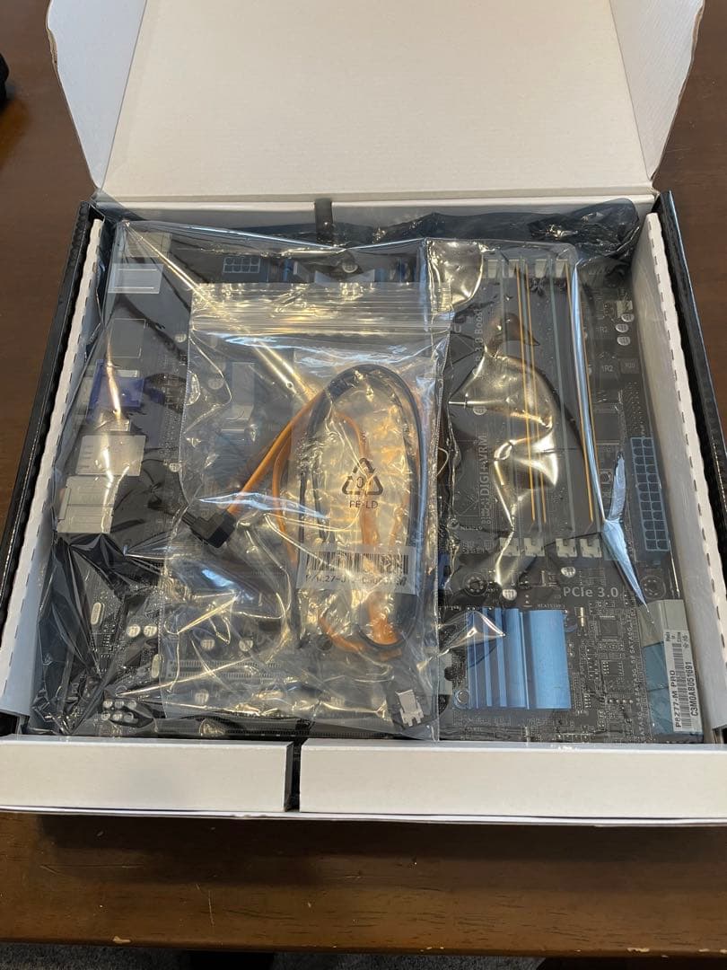 Core i7 3770K+P8Z77-MPRO+32GB 組込済みセット売り - メルカリ