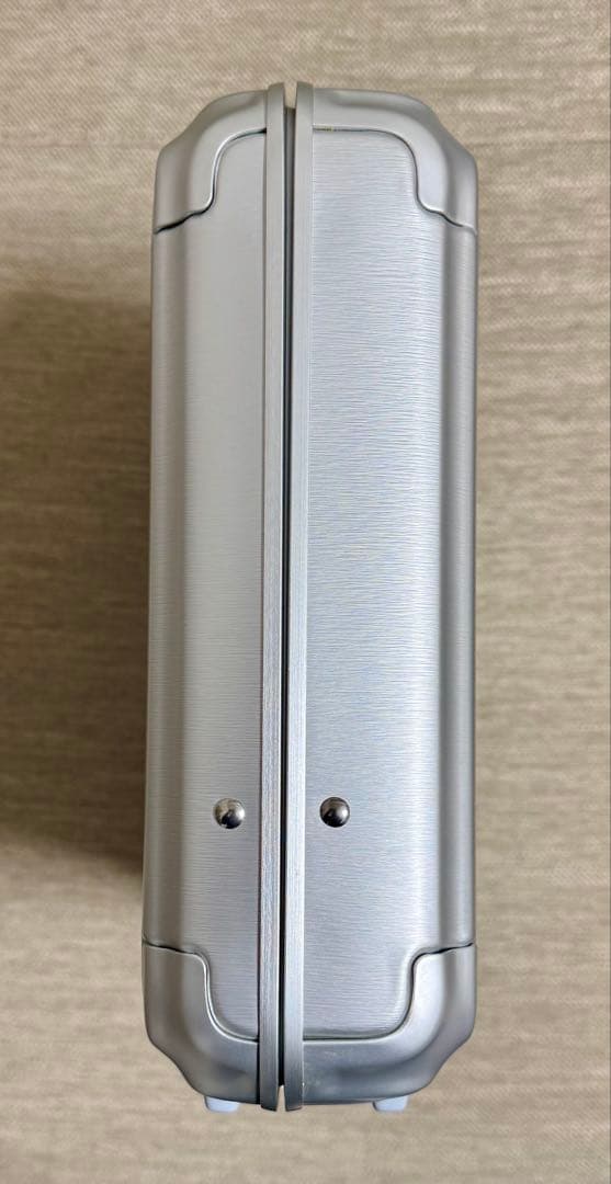 ゼロハリバートン アタッシュケース アルミ A4対応 9.5L 94211