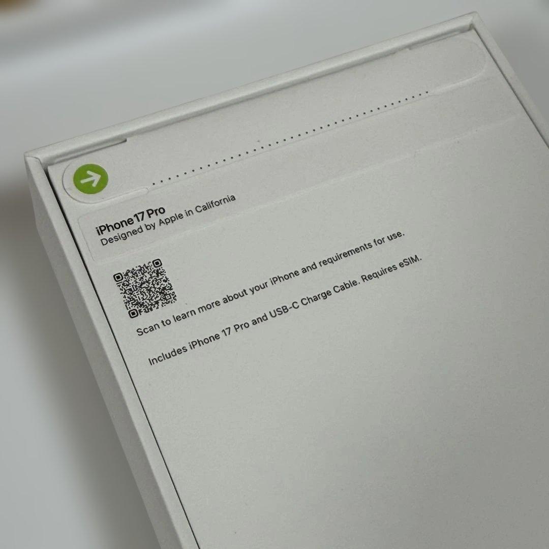 シャッター音無し】iPhone17Pro シルバー 256GB アメリカ版 - メルカリ