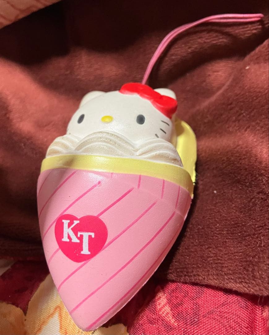 ハローキティ キティちゃん クレープストラップ - メルカリ