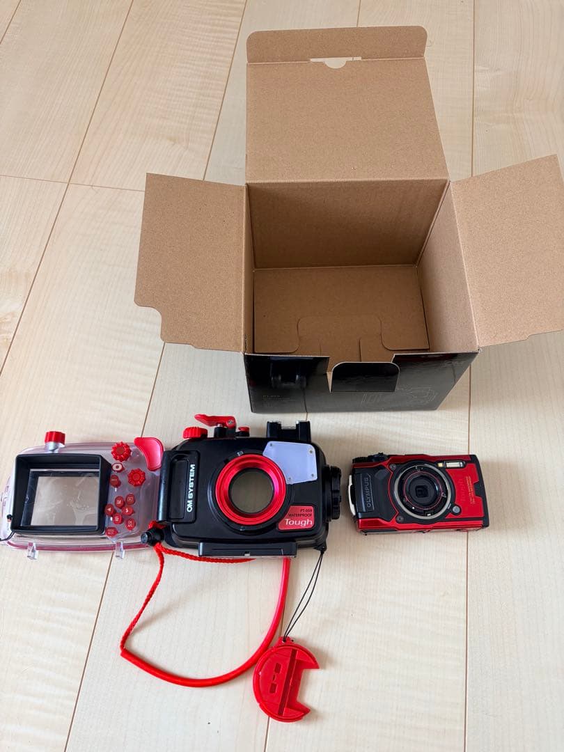 OLYMPUS TG6、PT-059、SDカードセット Olympus TG-6, PT-059 Housing & Backscatter Mini Flash MF-1