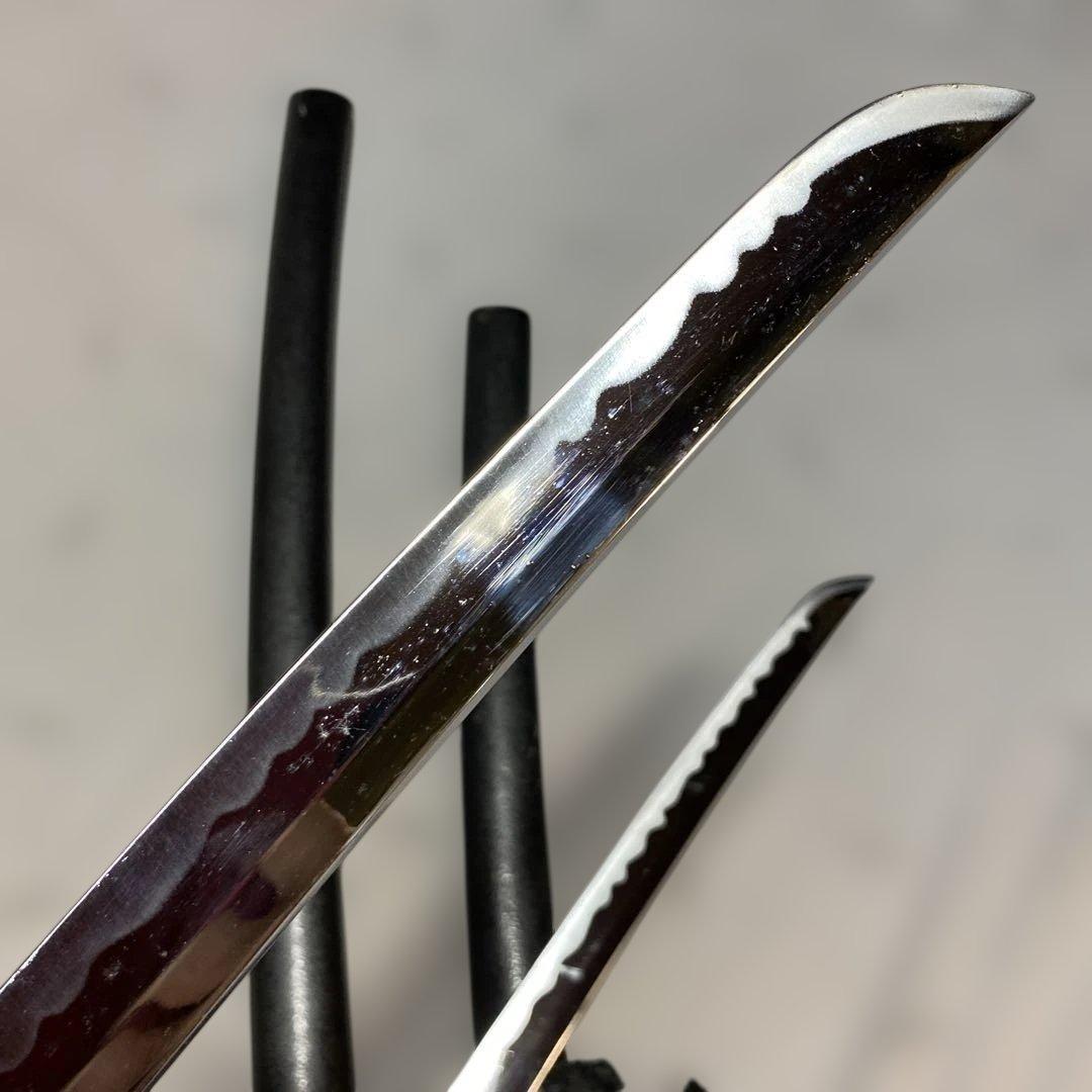 割安模造刀大小2本 黒柄 雲龍楕円鍔 黒梨地鞘 - メルカリ