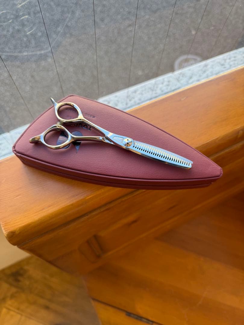 トギノン　(レフティ)セニングシザー 会員制ペット用品総合ショッピングサイト｜ペッツカーニバル / X