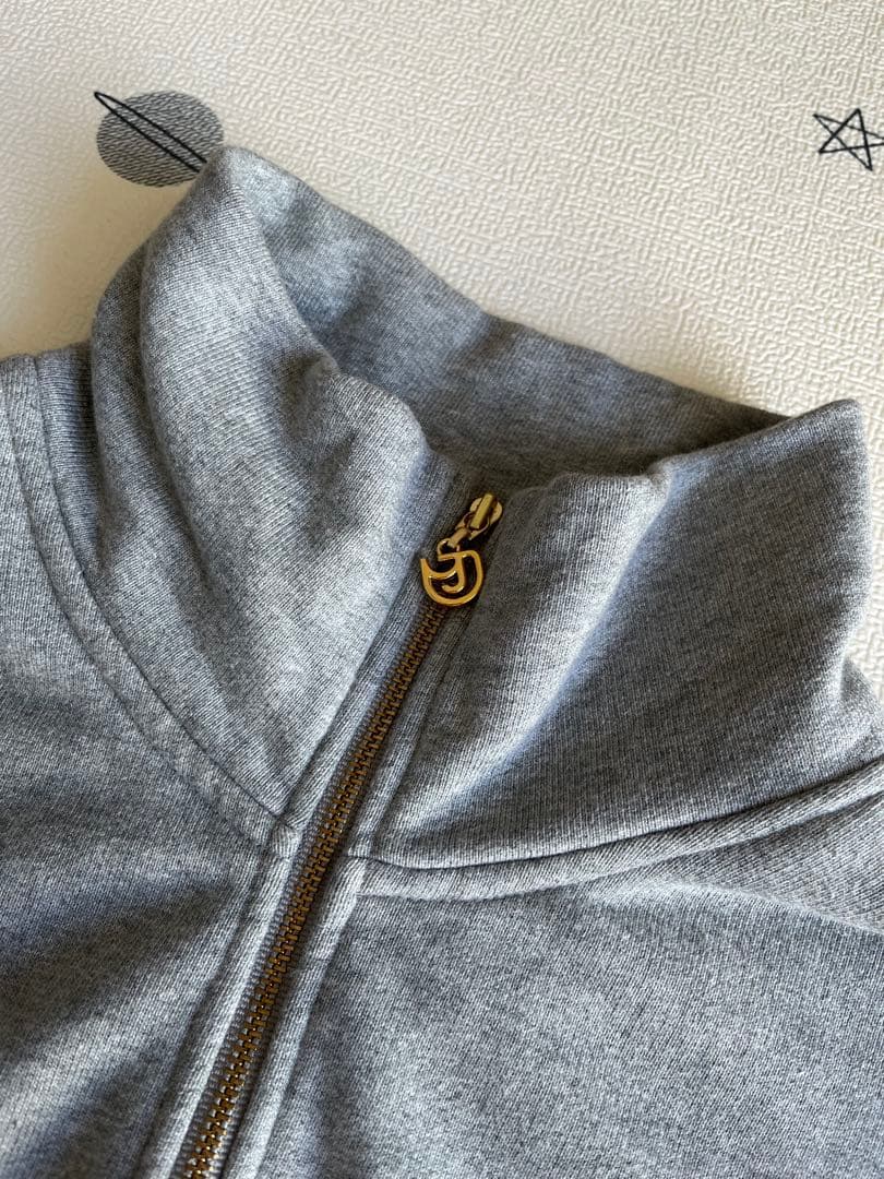 Gajessガジェスチャームスウェットシャツ Charm Sweatshirt