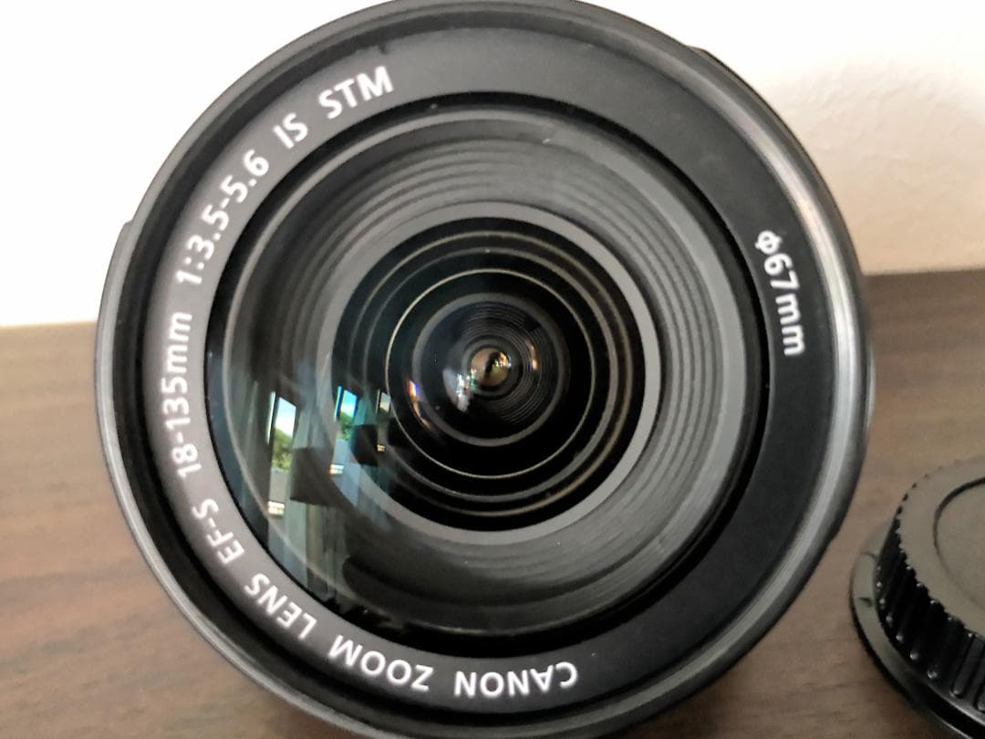 極上品 Canon EF-S 18-135mm f/3.5-5.6 IS STM