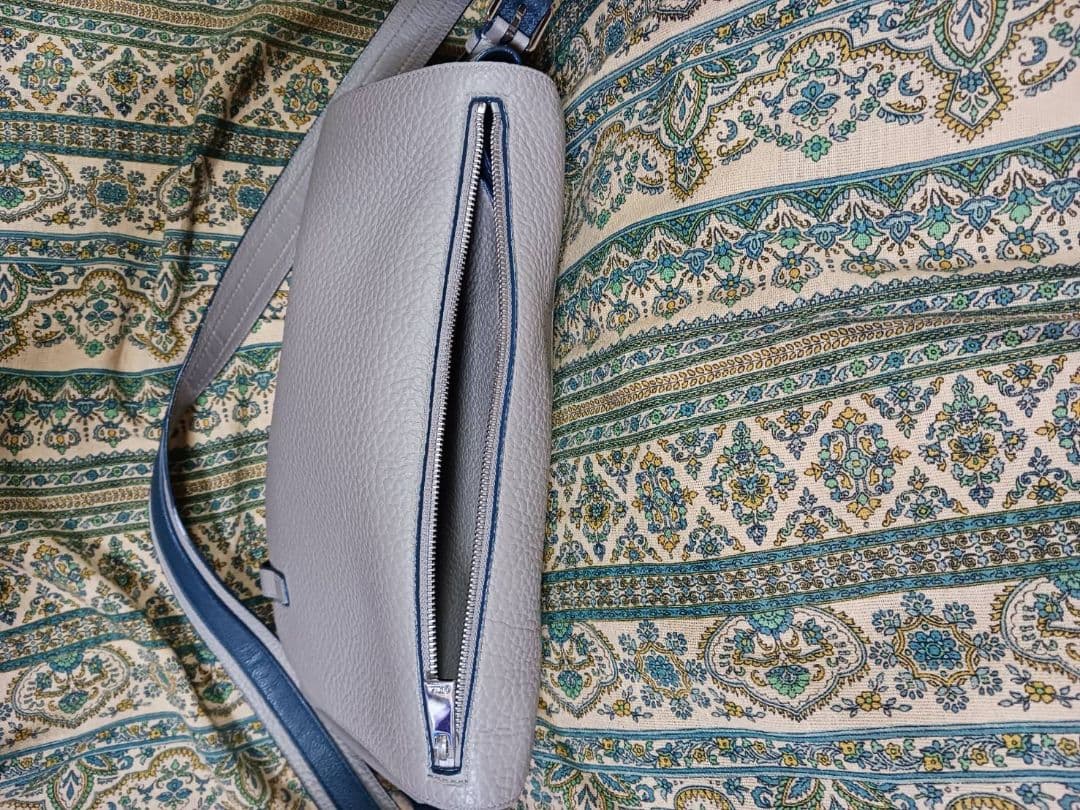 和ぴち様専用 フルラ ジョーヴェ ショルダーバッグ 大容量