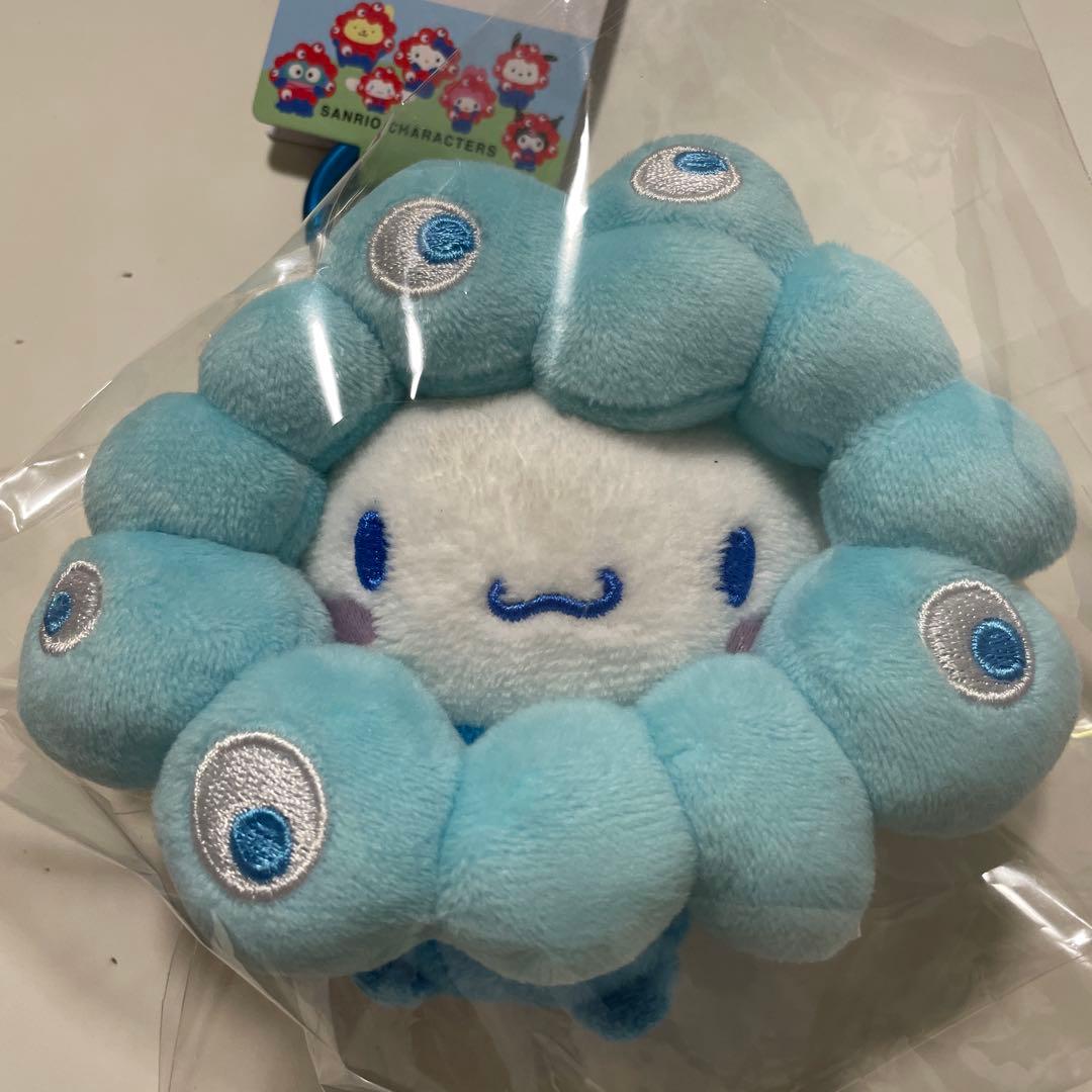 大阪万博 ミャクミャク シナモロール カラビナ付きマスコット 品薄