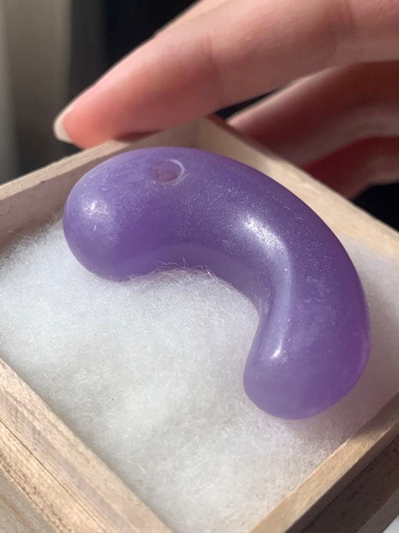 古墳期出土超ろうかん糸魚川紫翡翠勾玉ラベンダー翡翠縄文石器土器根付