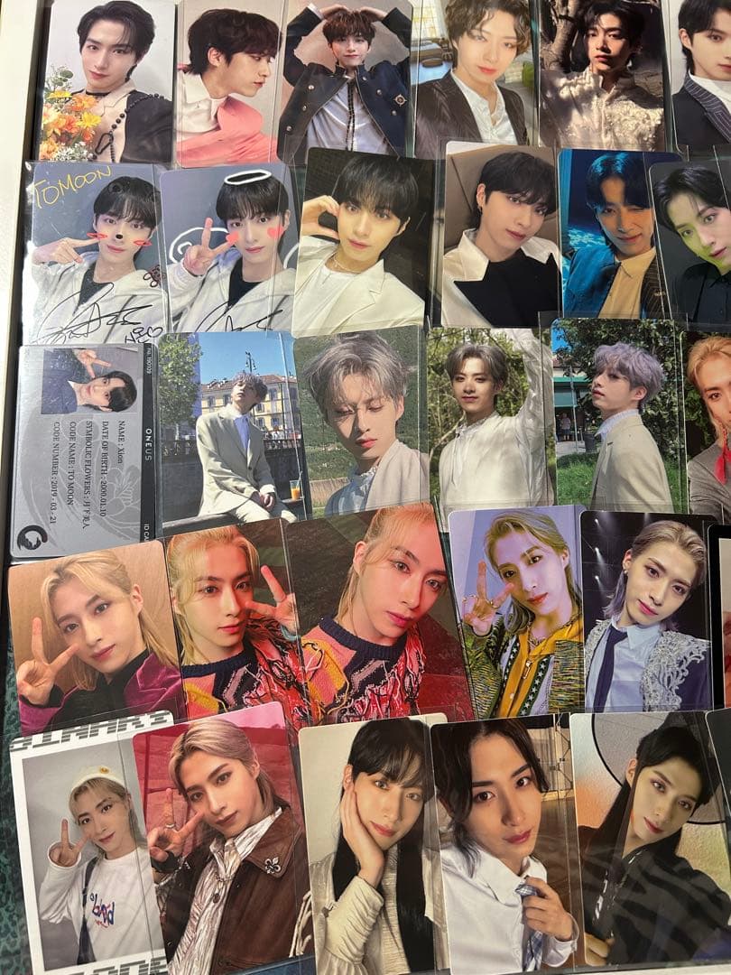 ONEUS シオン トレカ セット - メルカリ