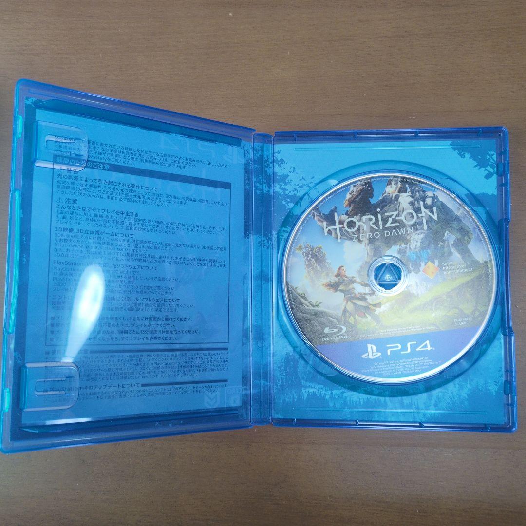 PS4 ゲームソフト 3本セット - メルカリ