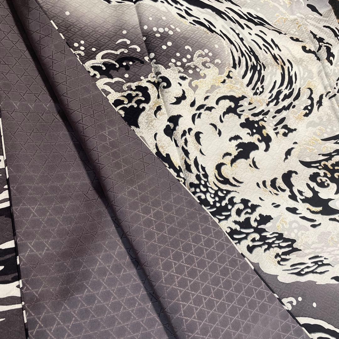 もんぷちさまご成約　成謙工房謹製　大胆な波飛沫の描かれた訪問着