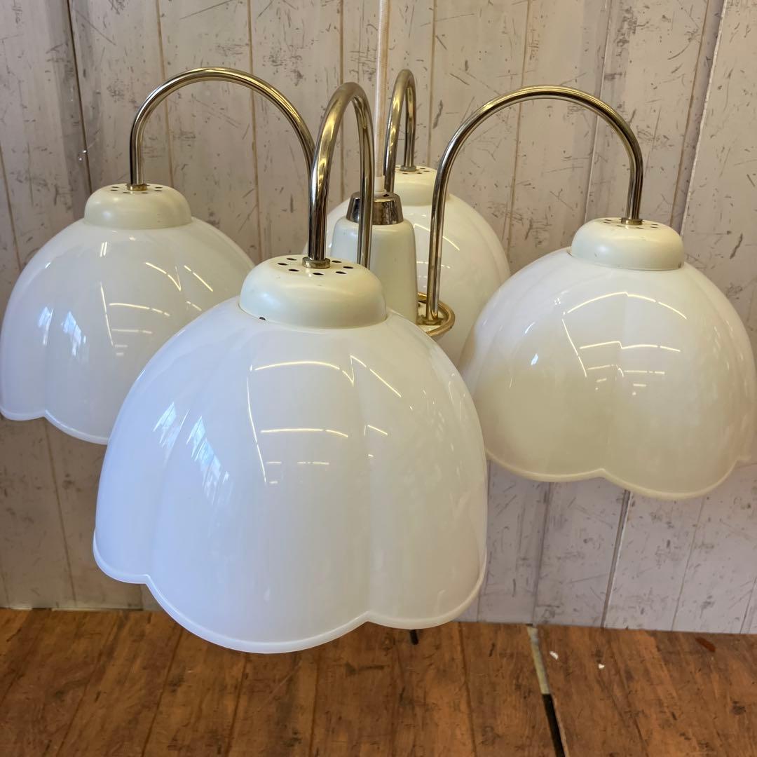 ②丸善電機 ラッキー 花モチーフ 4灯シャンデリア 白熱灯器具 テーブル