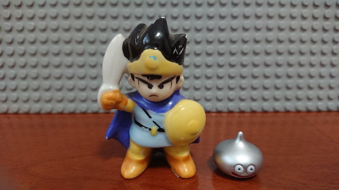 ドラゴンクエストⅢ 勇者 陶器フィギュア おまけ付 ドラクエ3 - メルカリ