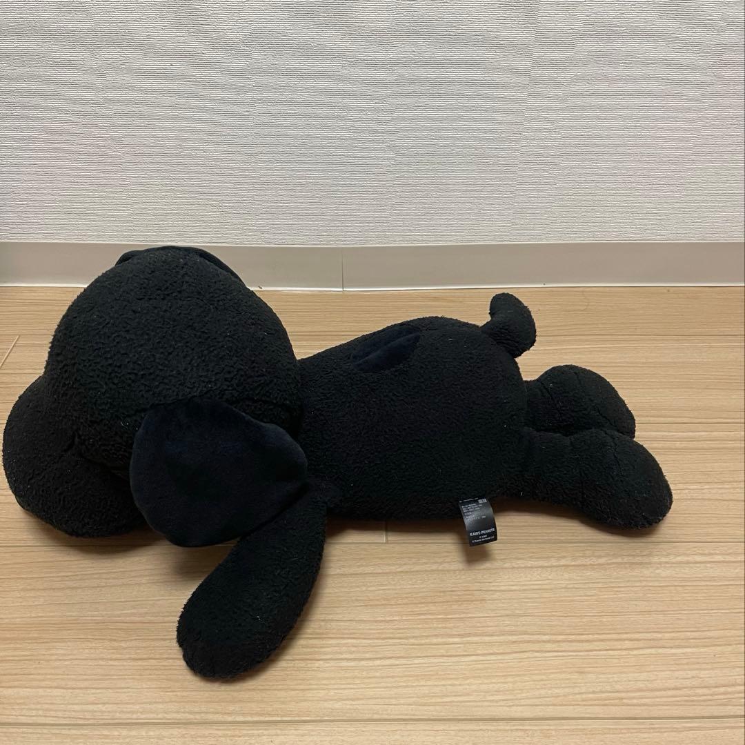 KAWS カウズ ユニクロ スヌーピー コラボ ぬいぐるみ M ブラック