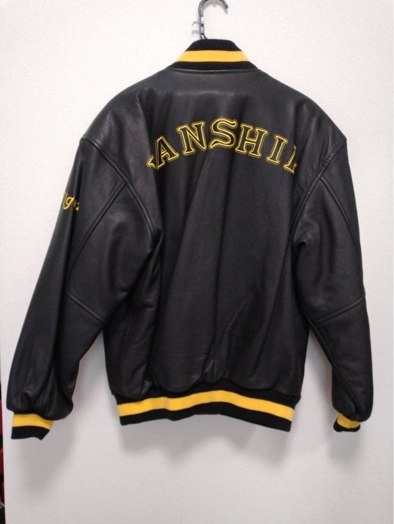 レア 阪神タイガース アウター ジャンパー 革ジャン スタジャン L