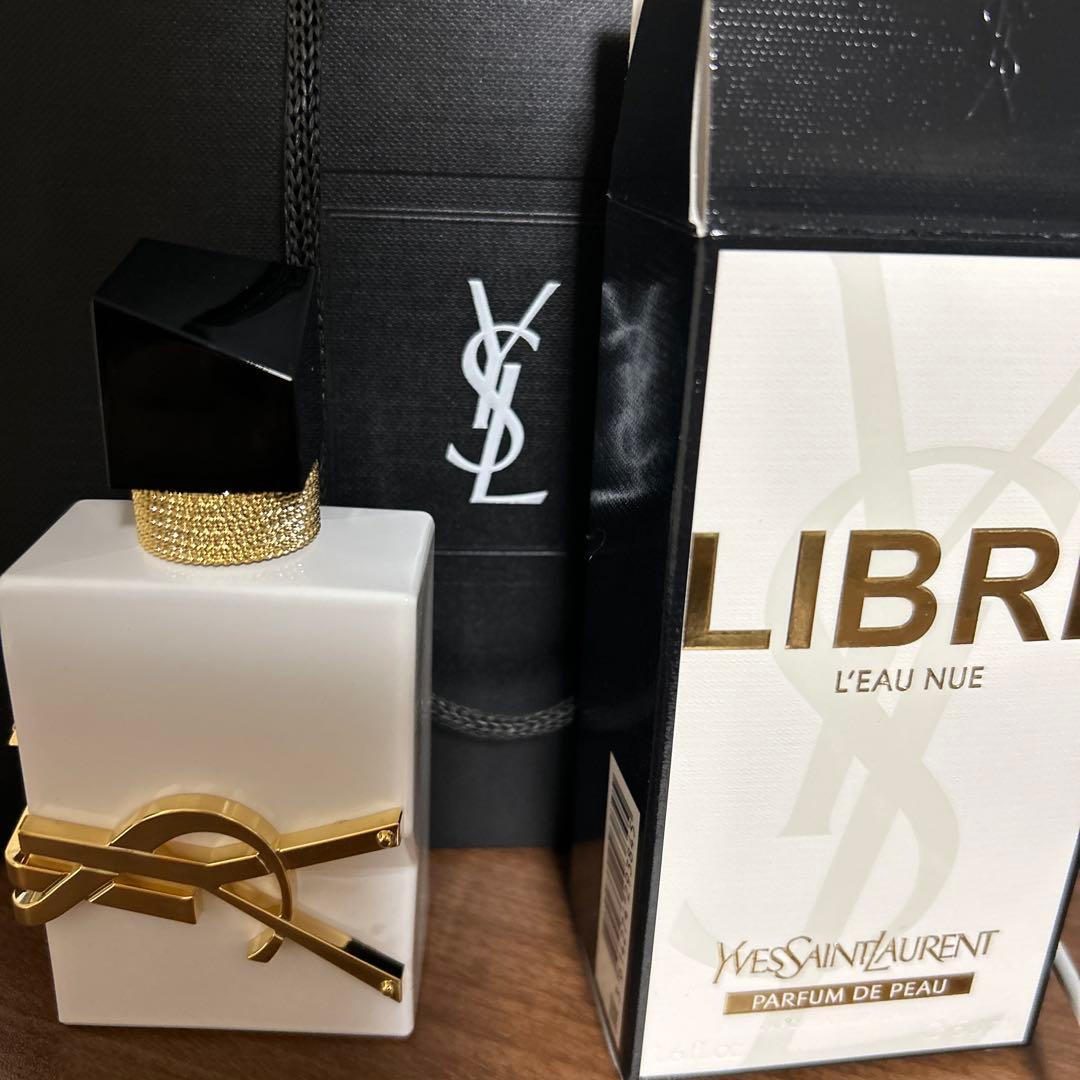 イブサンローラン　リブレローニュ50ml　香水 ショッパー付き リブレ ロー ニュ / イヴ・サンローラン(香水, 香水・ヘアフレグランス