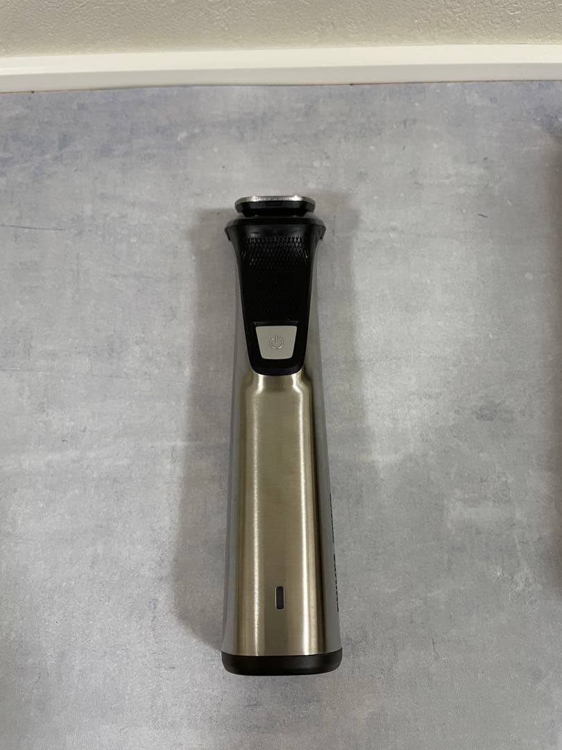 PHILIPS メンズ電気シェーバー MG9740 Norelco 海外モデル