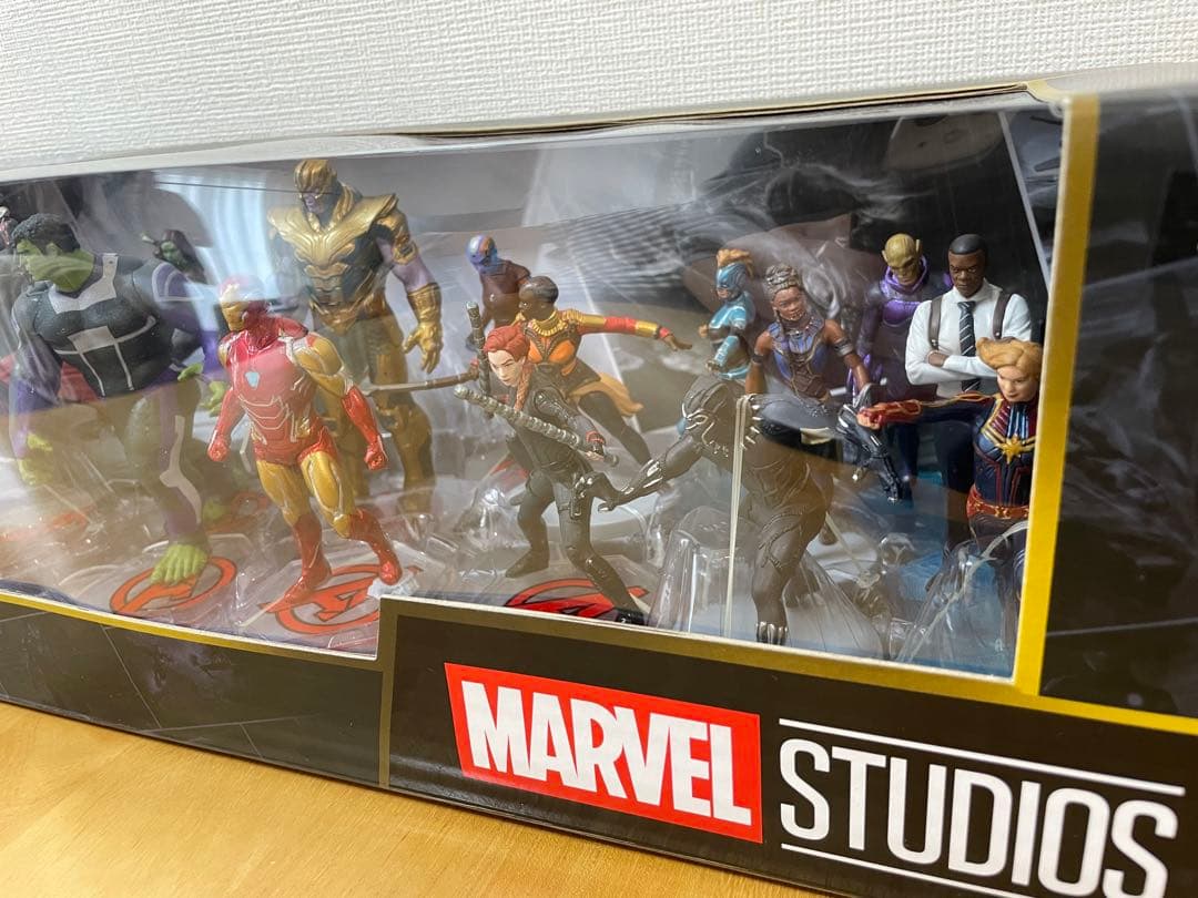 値下げしました】マーベル メガフィギュアセット - メルカリ