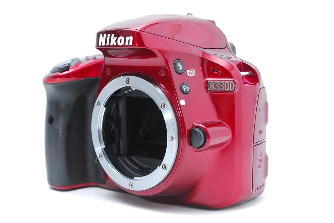 ショット数・使用感少なめ Nikon D3300 スマホ転送 希少カラー レッド