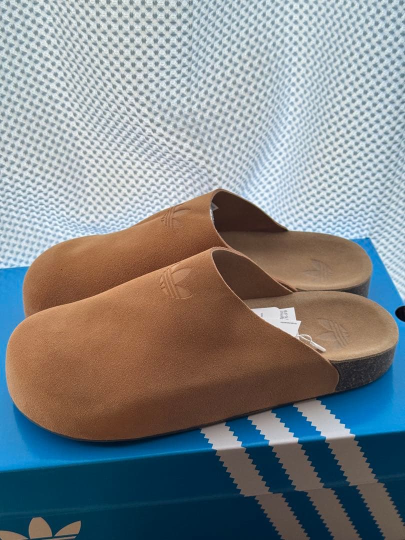 adidas レザーサンダル キャメルブラウン 25cm Men's shoes adidas Samba 62 Wild Brown/ Off White/ Preloved Brown